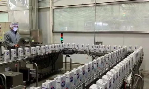 上海市民 你們果然帶著物資來(lái)了 京東小哥 我對(duì)上海有信心 盒馬 一起為老人盡份心